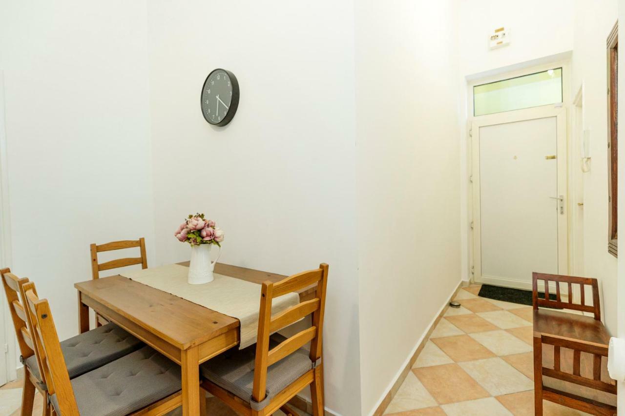 Sophie Apartman Eger Esterno foto